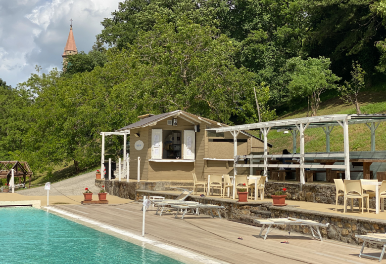 piscina loiano