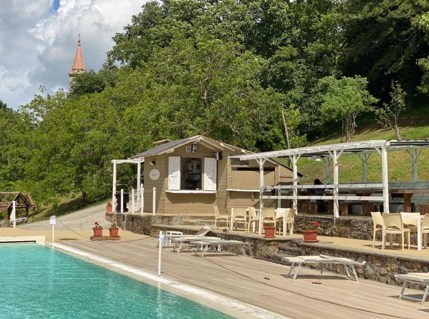 piscina loiano